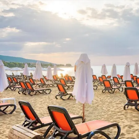 Апартамент Amadeus Xv 44 Sunny Centum *